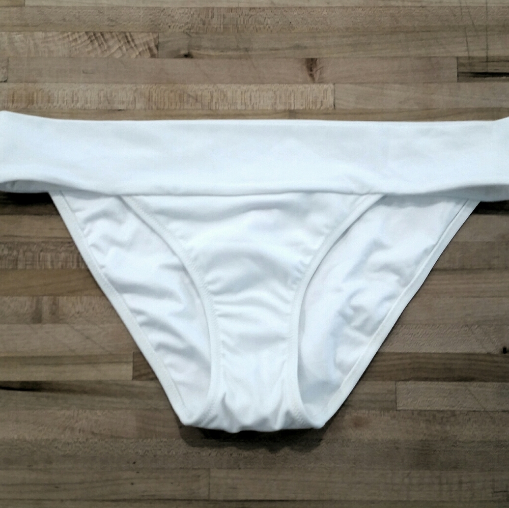 New VS flat band bikini bottoms